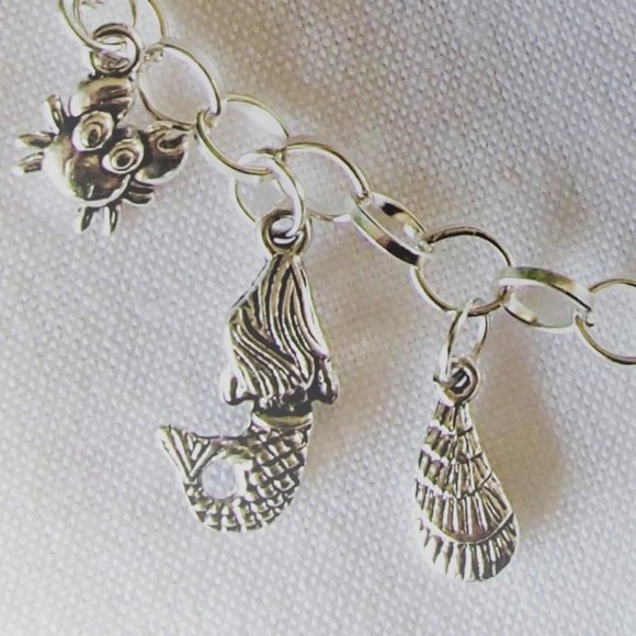 Ocean Fantasy Beach Theme Charm Bracelet Handcrafted + Organza Roses Gift Bag - Picture 5 of 7